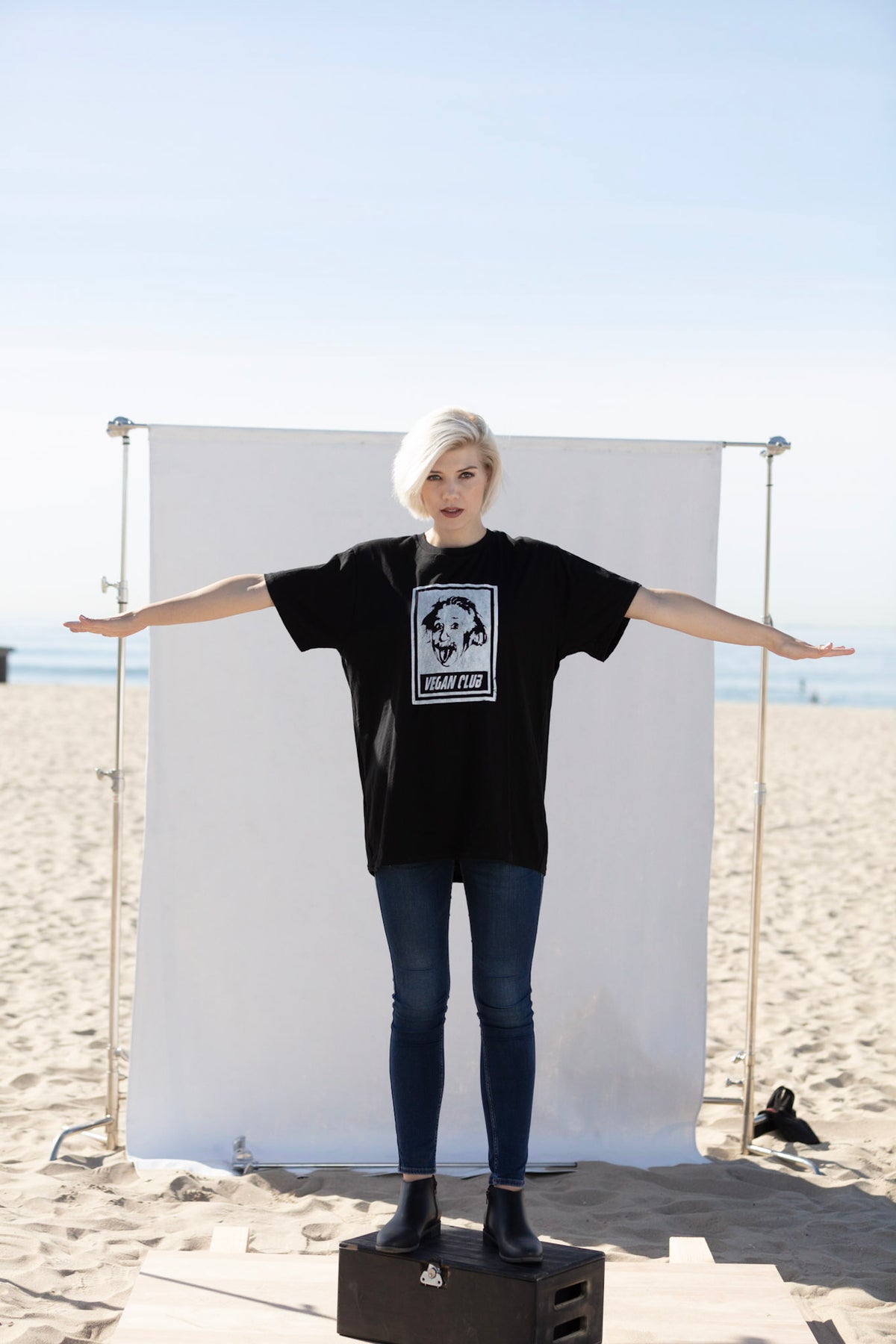 Albert Einstein Vegan Club T-shirt