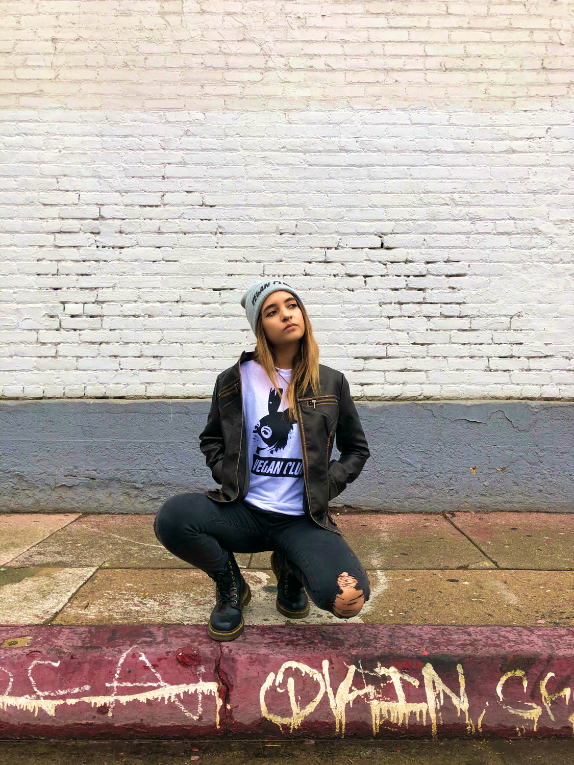 Vegan Club T-shirt feat. Ariana Grande