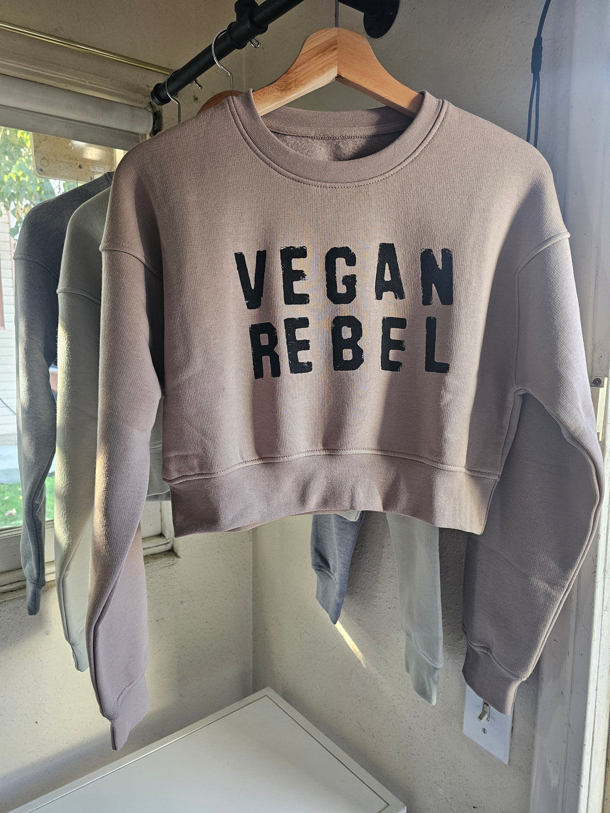 Cropped Fleece Sweatshirt Toast Vegan Club