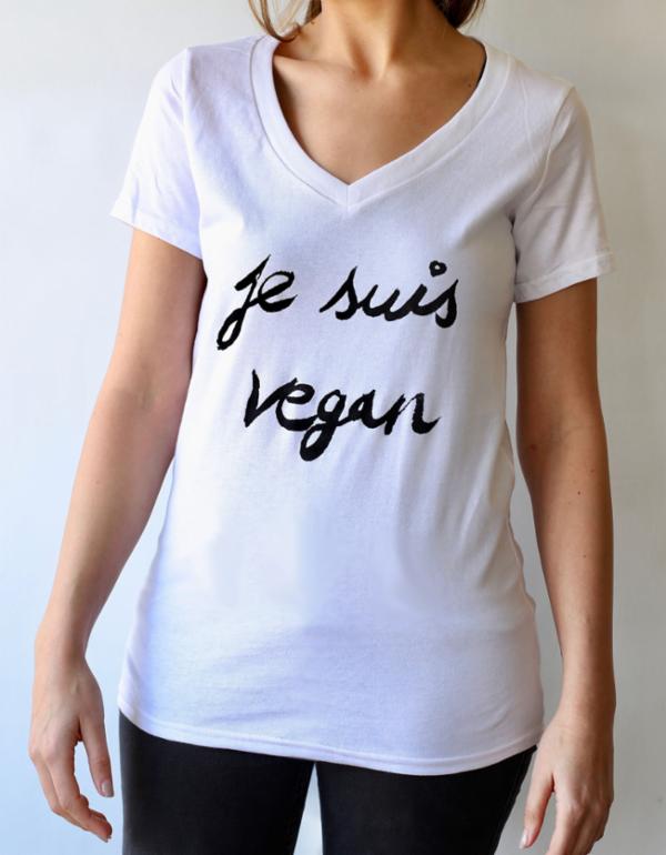 Je Suis Vegan Women's V-Neck T-shirt