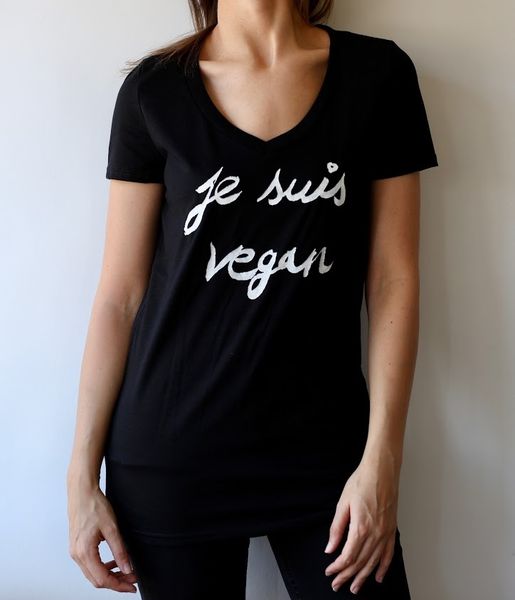 Je Suis Vegan Women's V-Neck T-shirt