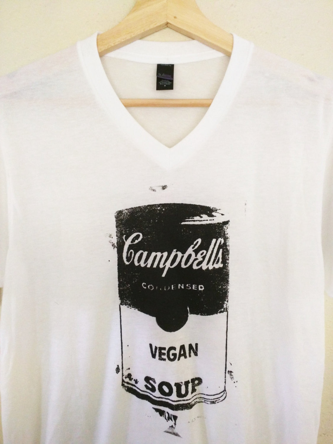 Handmade Organic Made in USA T-shirt by L3F0u "Vegan Soup" a la Warhol